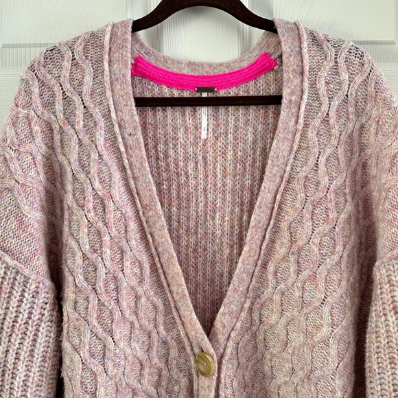 Free People Molly Cable Knit Cardigan Pink Angel Food Cake Women's Small - Picture 5 of 16